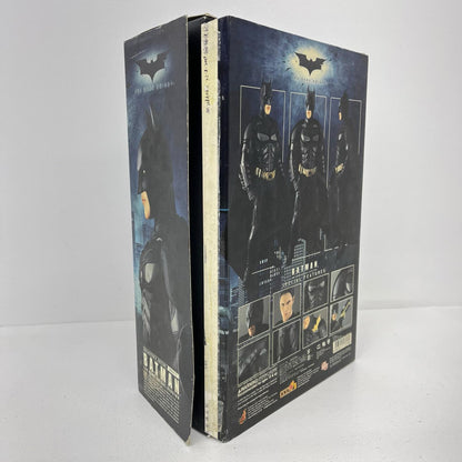 フィギュア バットマン(新コスチューム版) 「ダークナイト」 ムービー・マスターピース 1/6 バットマン ムービー・マスターピース【フィギュア】【加古川物流】