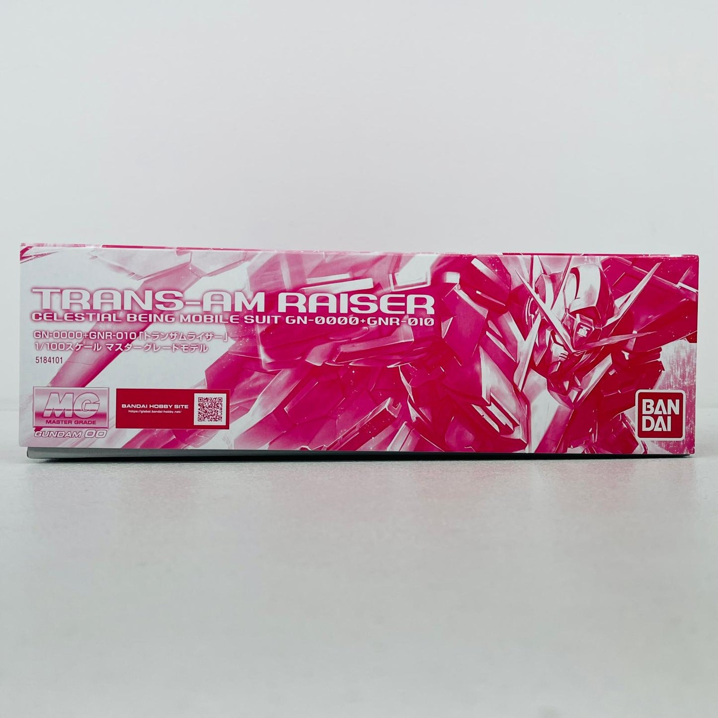 プラモデル 1/100MGGN-0000+GNR-010トランザムライザー「機動戦士ガンダム00(ダブルオー)」プレミアムバンダイ限定(再販) GN-0000+GNR-010トランザムライザー MG プレミアムバンダイ限定(再販)【加古川物流】