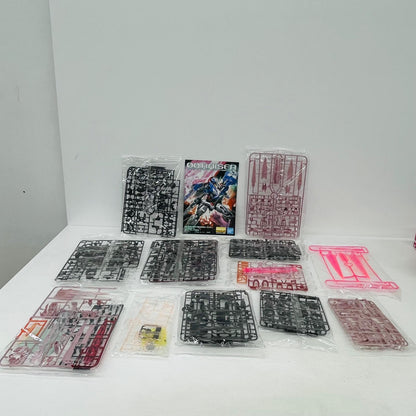 プラモデル 1/100MGGN-0000+GNR-010トランザムライザー「機動戦士ガンダム00(ダブルオー)」プレミアムバンダイ限定(再販) GN-0000+GNR-010トランザムライザー MG プレミアムバンダイ限定(再販)【加古川物流】