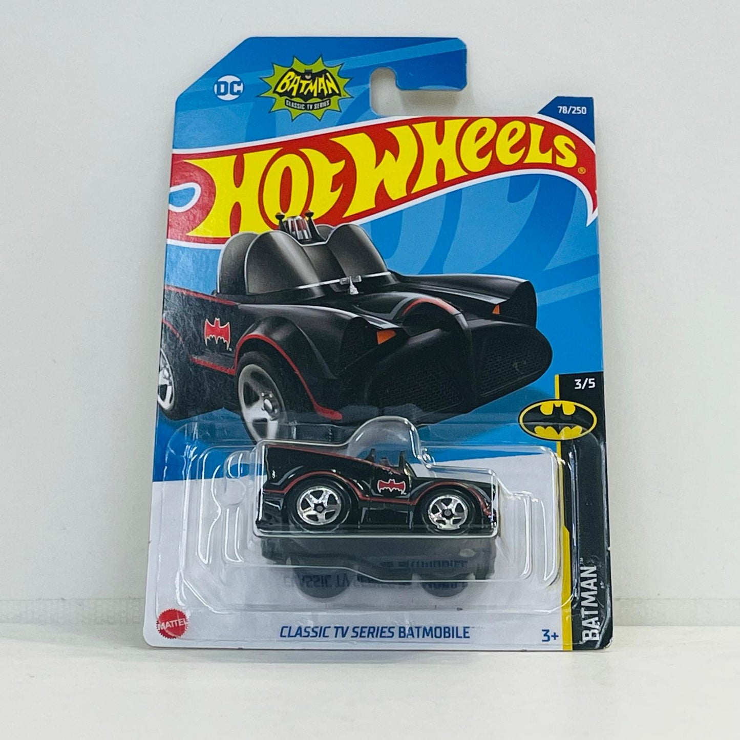 おもちゃ・玩具 1/64クラシックTVシリーズバットモービル「HotWheelsBATMAN」[HHF00] クラシックTVシリーズバットモービル 1/64スケール【加古川物流】