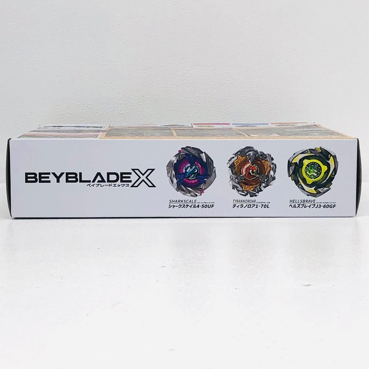 フィギュア UX-15シャークスケイルデッキセット「BEYBLADEX」 UX-15シャークスケイルデッキセット【フィギュア】【加古川物流】