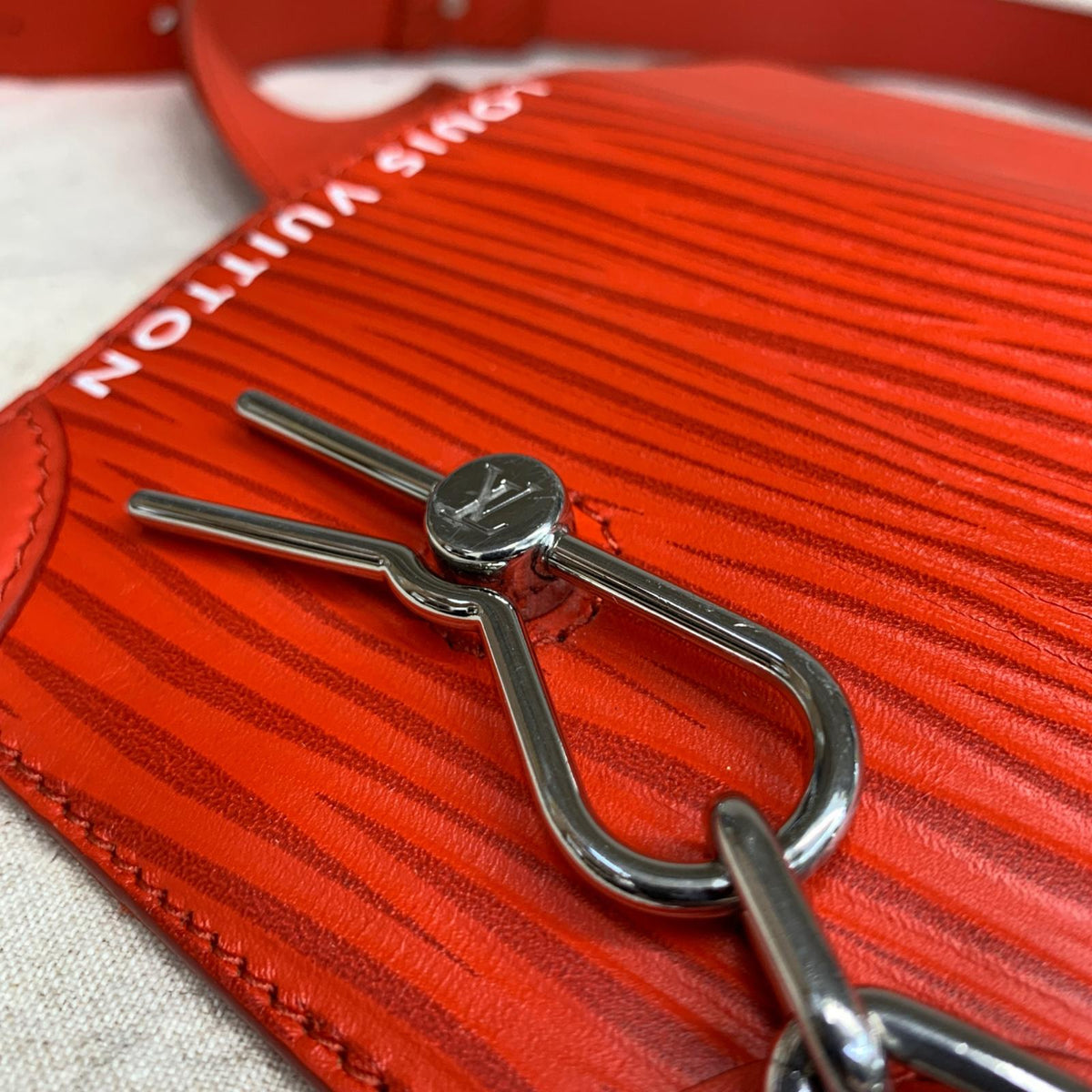 LOUIS VUITTON | ルイ・ヴィトン エピ XL ミクロ スティーマー ショルダーバッグ レッド【瀬戸大橋店】
