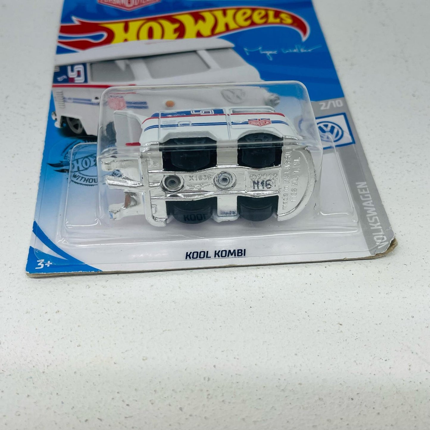 おもちゃ・玩具 1/64 KOOL KOMBI(ホワイト×ブルー×レッド) 「Hot Wheels VOLKSWAGEN」 [FYF74] KOOL KOMBI(ホワイト×ブルー×レッド) 1/64スケール【加古川物流】
