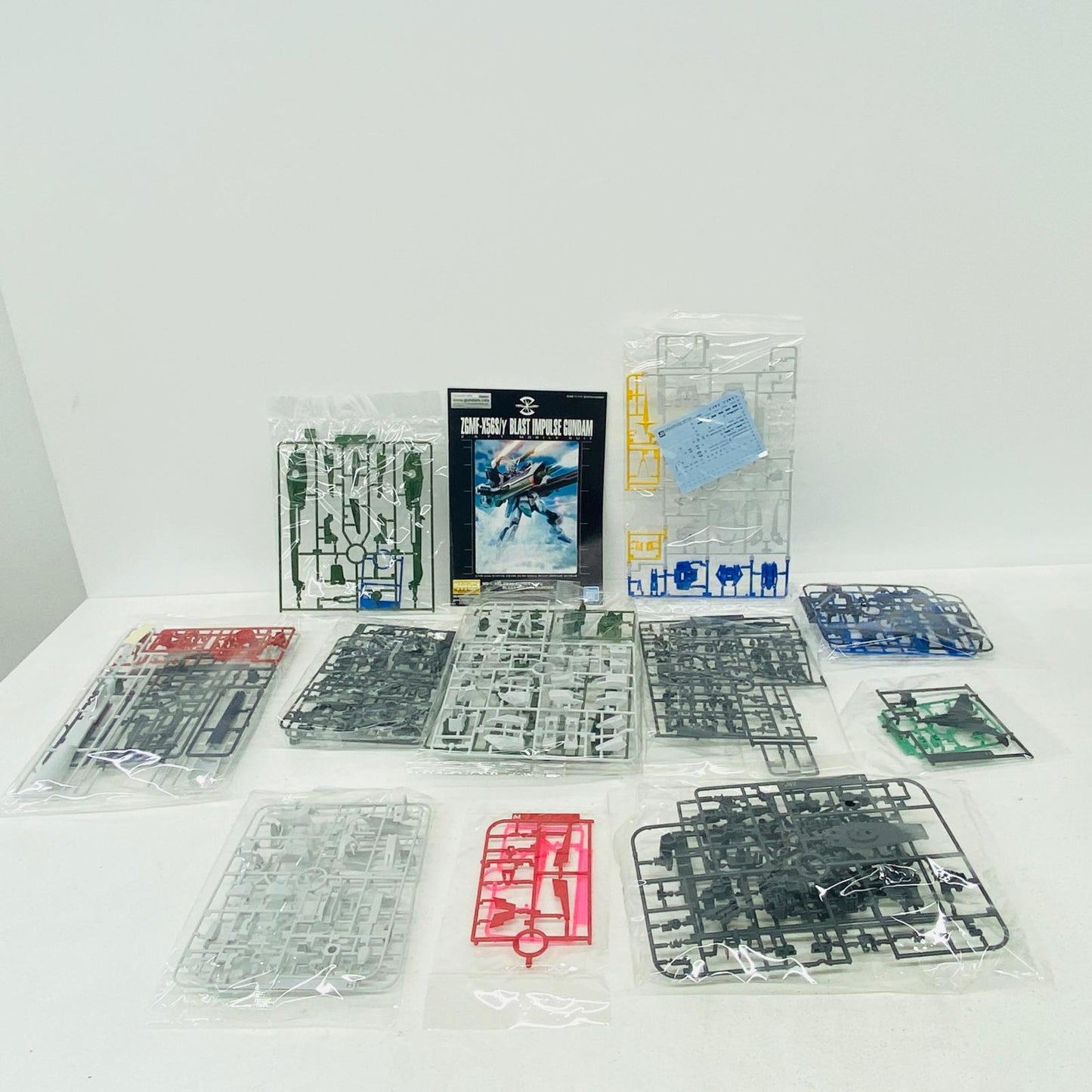 プラモデル 1/100MGZGMF-X56S/γブラストインパルスガンダム「機動戦士ガンダムSEEDDESTINY」プレミアムバンダイ限定[5059004] ZGMF-X56S/γブラストインパルスガンダム MG プレミアムバンダイ限定 5059004【加古川物流】