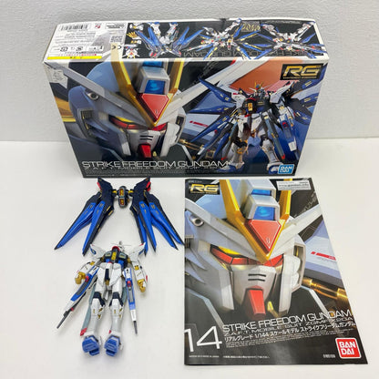プラモデル 1/144RGZGMF-X20Aストライクフリーダムガンダム「機動戦士ガンダムSEEDDESTINY」[5061617] ZGMF-X20Aストライクフリーダムガンダム RG 5061617【加古川物流】
