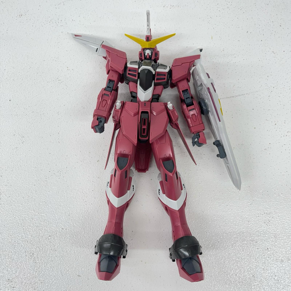 プラモデル 1/100MGZGMF-X09Aジャスティスガンダム「機動戦士ガンダムSEED」[5063150] MG 5063150【加古川物流】