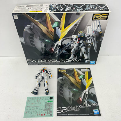 プラモデル 1/144RGRX-93νガンダム「機動戦士ガンダム逆襲のシャア」[5057842] RG 5057842【加古川物流】