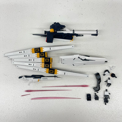 プラモデル 1/144RGRX-93νガンダム「機動戦士ガンダム逆襲のシャア」[5057842] RG 5057842【加古川物流】