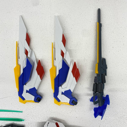プラモデル 1/100MGXXXG-01WウイングガンダムEW版「新機動戦記ガンダムWEndlessWaltz敗者たちの栄光」[5064096] MGXXXG-01WウイングガンダムEW版 MG 5064096【加古川物流】