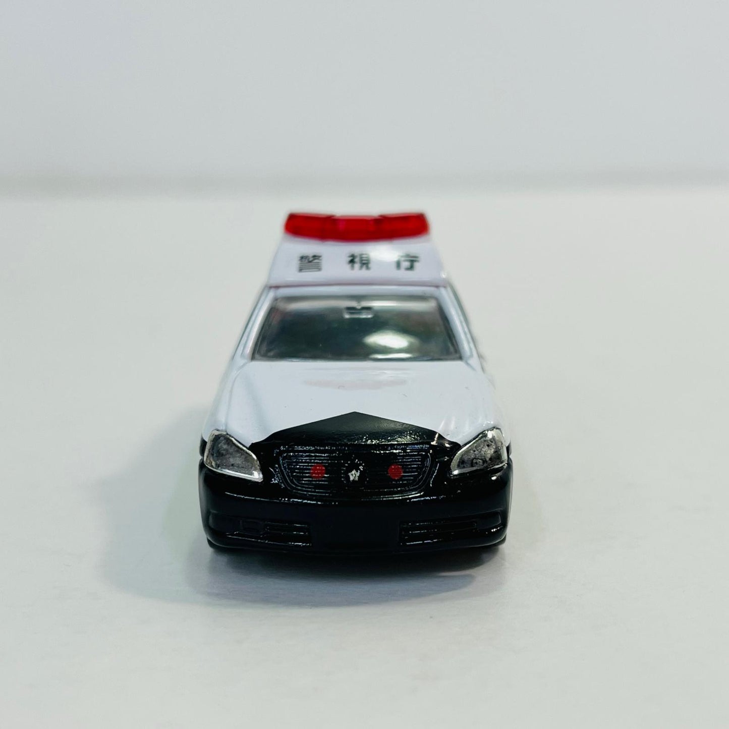 おもちゃ・玩具 1/63 トヨタ クラウン パトロールカー 警視庁 #110(ホワイト×ブラック/赤箱/ベトナム製) 「トミカ No.110」 トヨタ クラウン パトロールカー 警視庁 #110 赤箱 ''1/63【加古川物流】