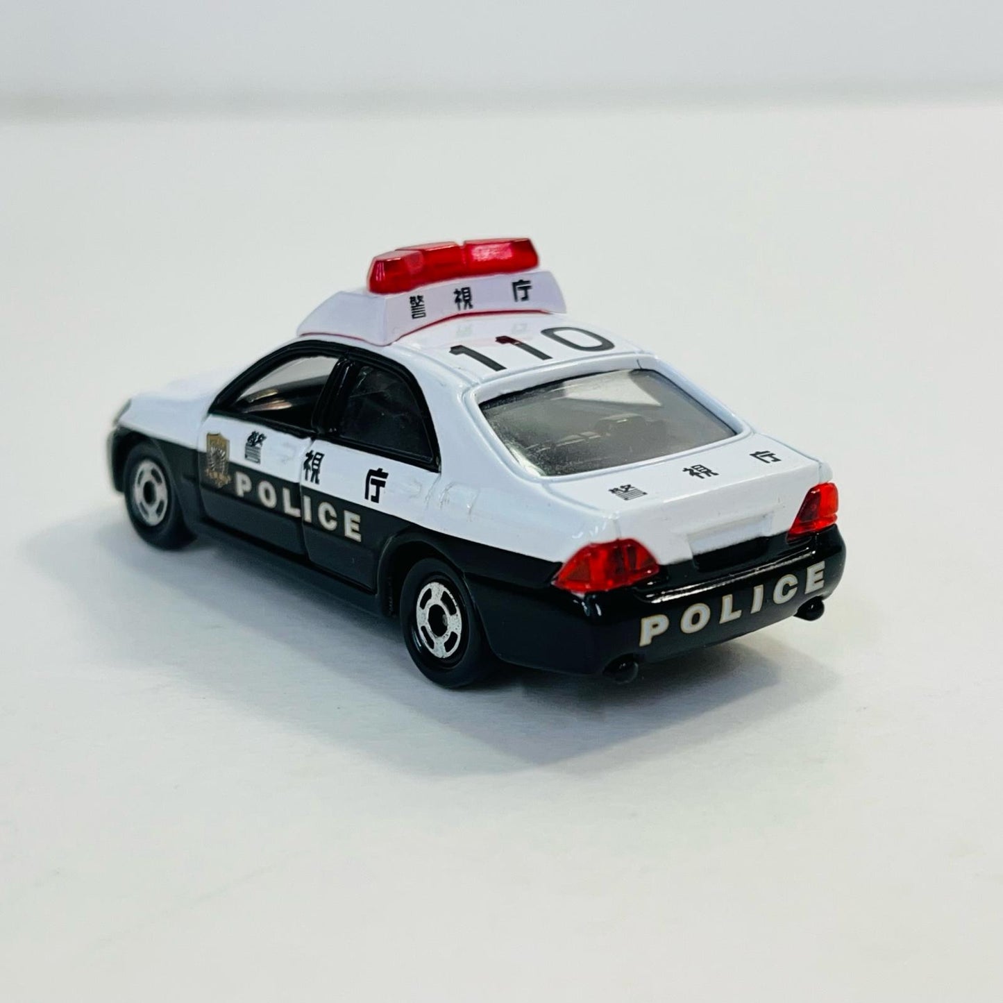 おもちゃ・玩具 1/63 トヨタ クラウン パトロールカー 警視庁 #110(ホワイト×ブラック/赤箱/ベトナム製) 「トミカ No.110」 トヨタ クラウン パトロールカー 警視庁 #110 赤箱 ''1/63【加古川物流】
