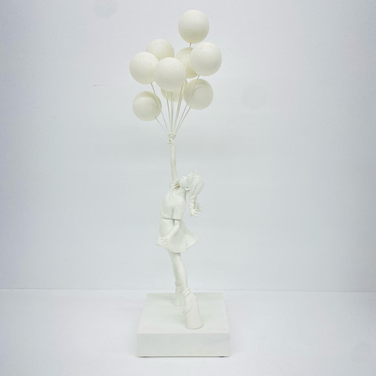 フィギュア Sync. FLYING BALLOONS GIRL (GESSO Ver.) FLYING BALLOONS GIRL【フィギュア】【加古川店】