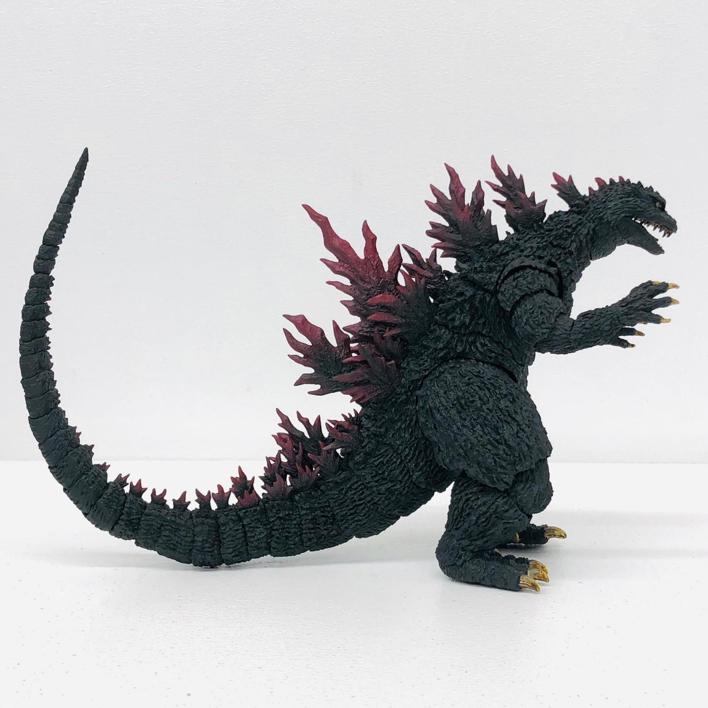 フィギュア S.H.MonsterArtsゴジラ(2000)「ゴジラ×メガギラスG消滅作戦」 S.H.MonsterArtsゴジラ(2000) S.H.MonsterArts【フィギュア】【加古川物流】