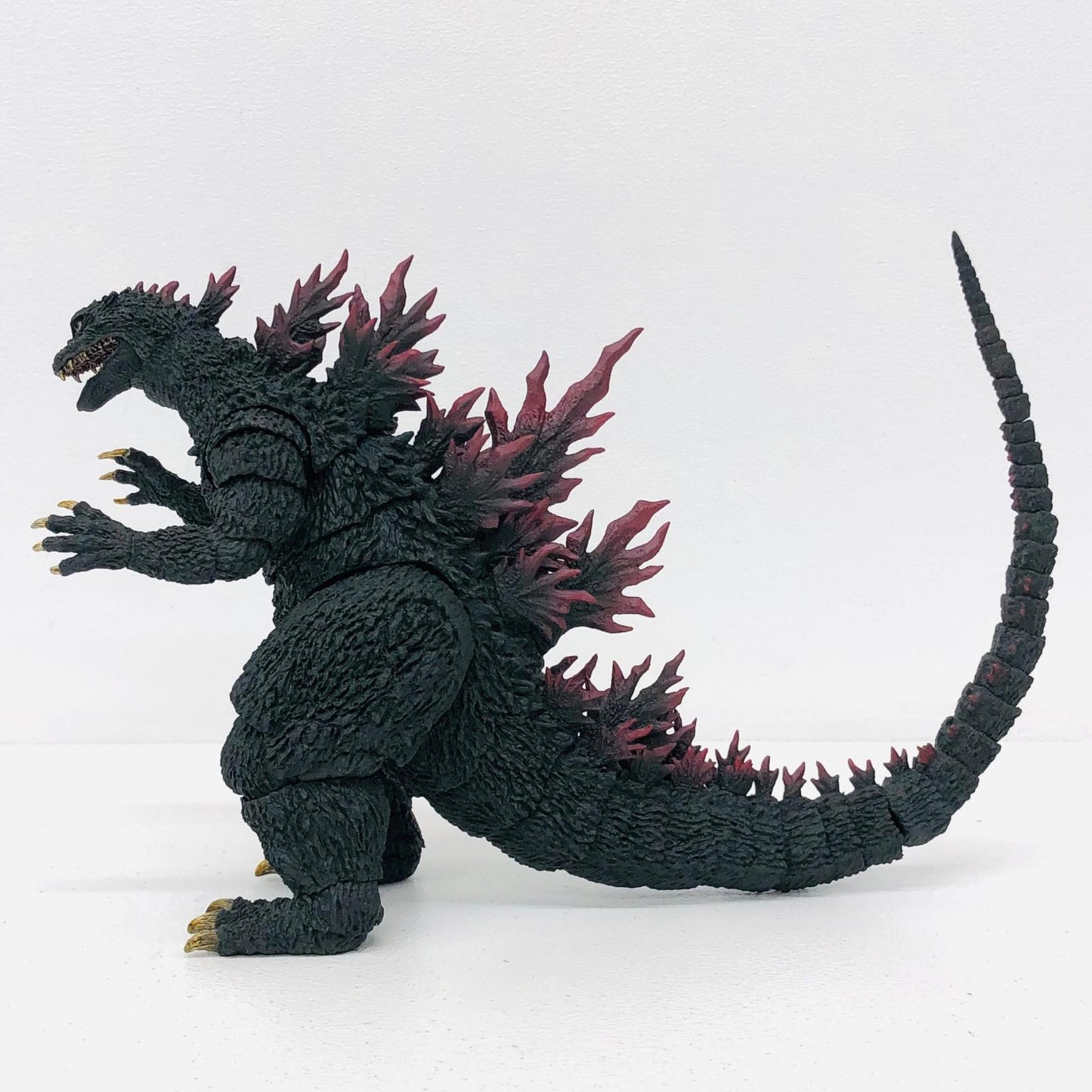 フィギュア S.H.MonsterArtsゴジラ(2000)「ゴジラ×メガギラスG消滅作戦」 S.H.MonsterArtsゴジラ(2000) S.H.MonsterArts【フィギュア】【加古川物流】