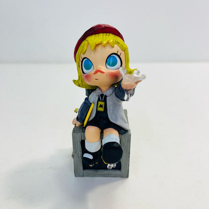 フィギュア You Are Not Alone Rebirth 2006(Special Ver.) 「POPMART MOLLY アニバーサリー クラシカル レトロ 2 シリーズ」 You Are Not Alone Rebirth 2006(Special Ver.) MOLLY アニバーサリー クラシカル レトロ 2 シリーズ【フィギュア】【加古川物流】