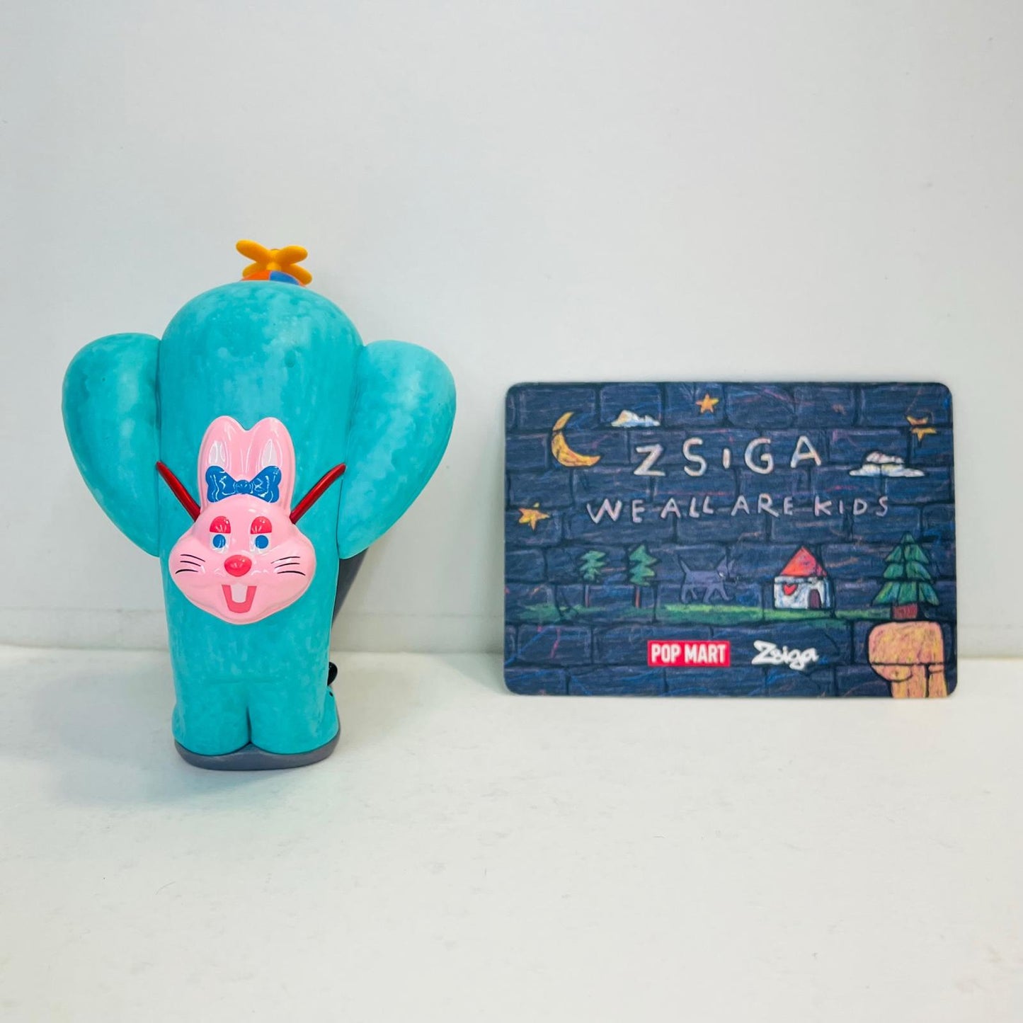 フィギュア Pretending to Be Bad 「POPMART ZSIGA We All Are Kids シリーズ」 Pretending to Be Bad ZSIGA We All Are Kids シリーズ【フィギュア】【加古川物流】