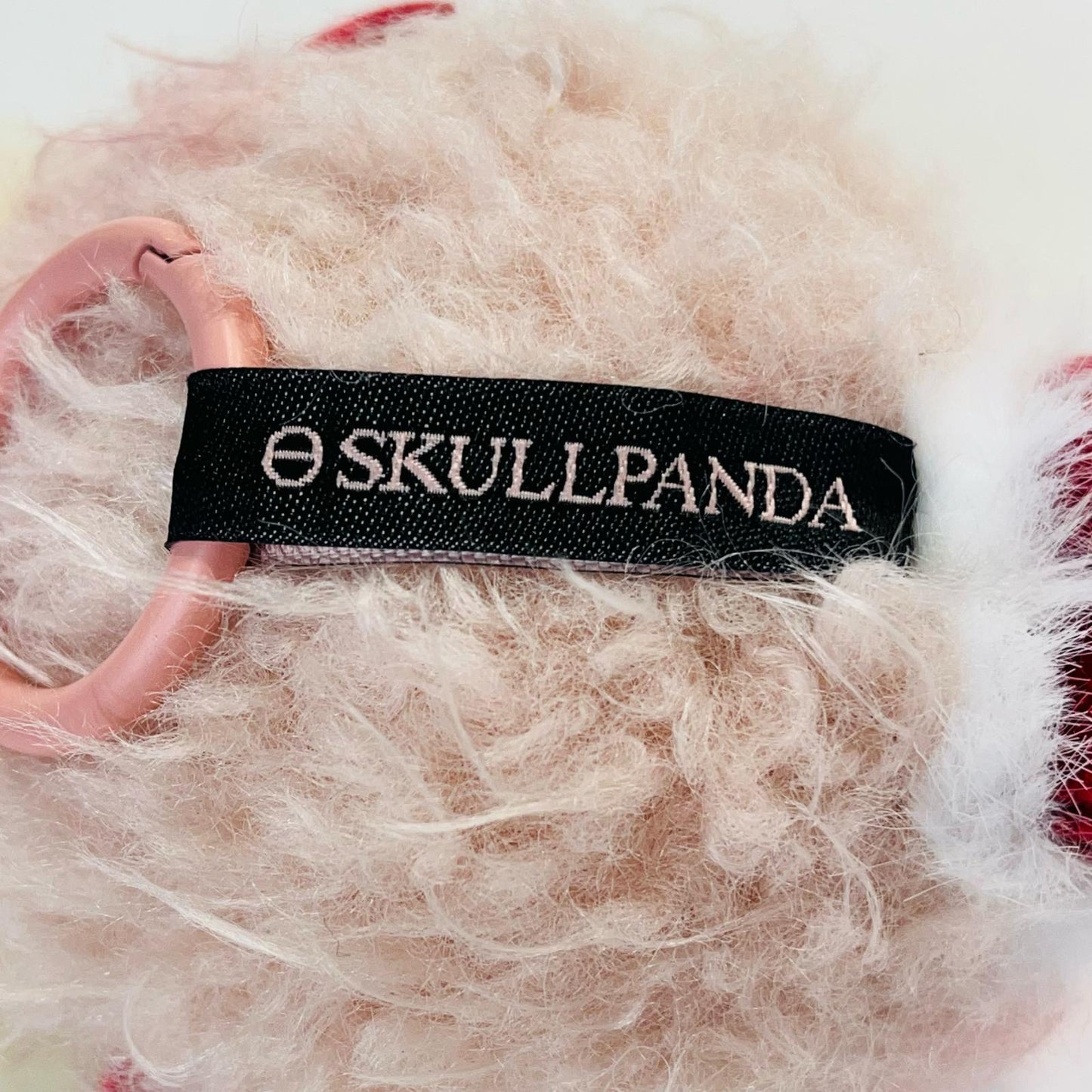 ぬいぐるみ Moldy Muffin「SKULLPANDA You Found Me! シリーズ ぬいぐるみペンダント」 Moldy Muffin SKULLPANDA You Found Me! シリーズ ぬいぐるみペンダント【加古川物流】