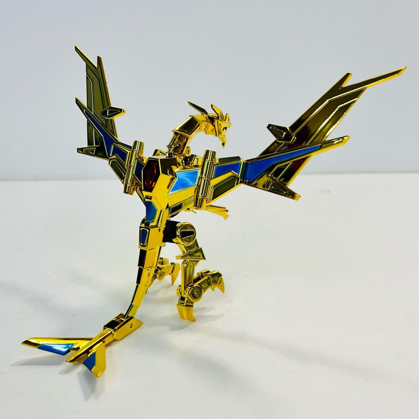 フィギュア THE合体ゴルドバーンExtragoldVer.「グリッドマンユニバース」 ゴルドバーンExtragoldVer. THE合体【フィギュア】【加古川物流】