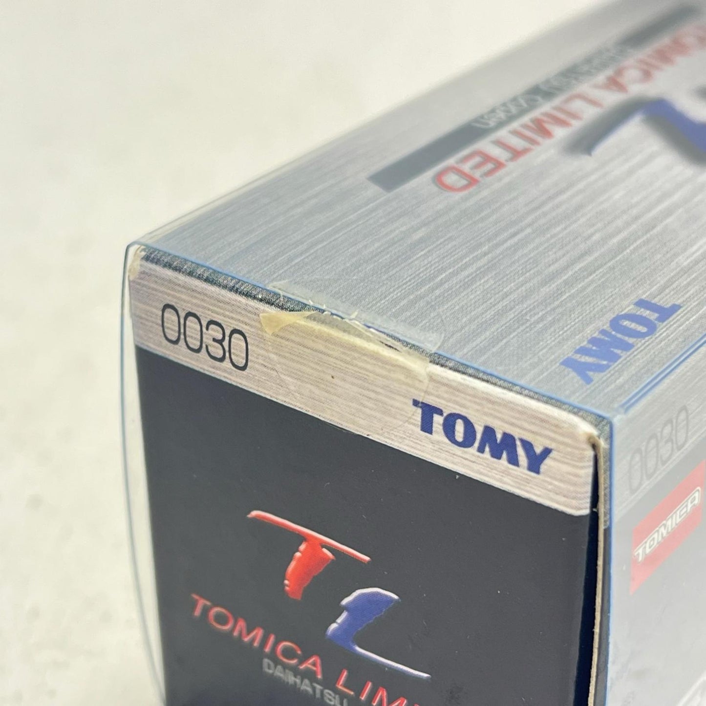 フィギュア 1/54 TL0030 ダイハツ コペン(イエロー×ブラック) 「トミカリミテッド」 [654292] TL0030 ダイハツ コペン(イエロー×ブラック) ''1/54 654292【フィギュア】【加古川物流】