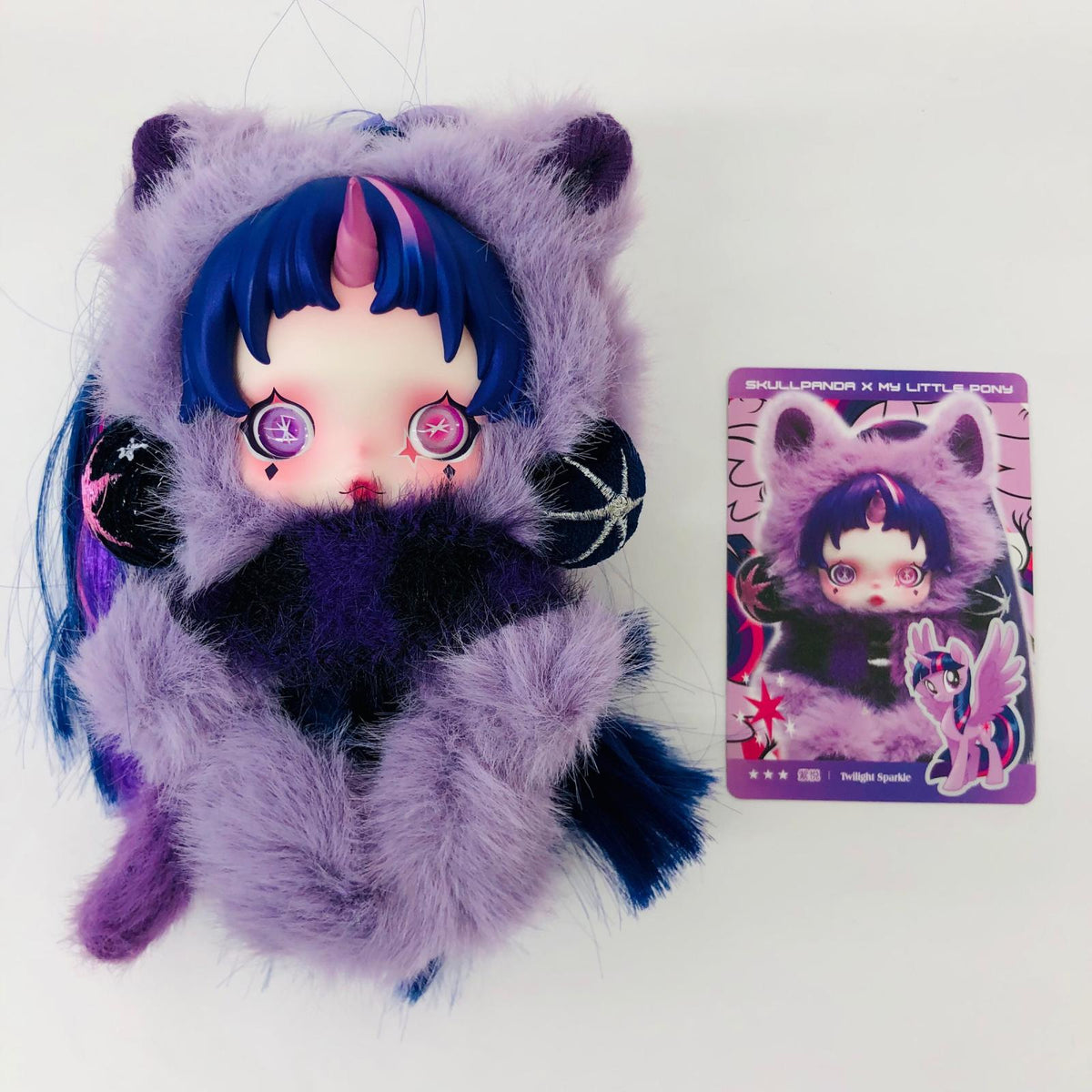 フィギュア Twilight Sparkle「SKULLPANDA × My Little Pony シリーズ ぬいぐるみペンダント」 Twilight Sparkle SKULLPANDA × My Little Pony シリーズ ぬいぐるみペンダント【フィギュア】【加古川物流】