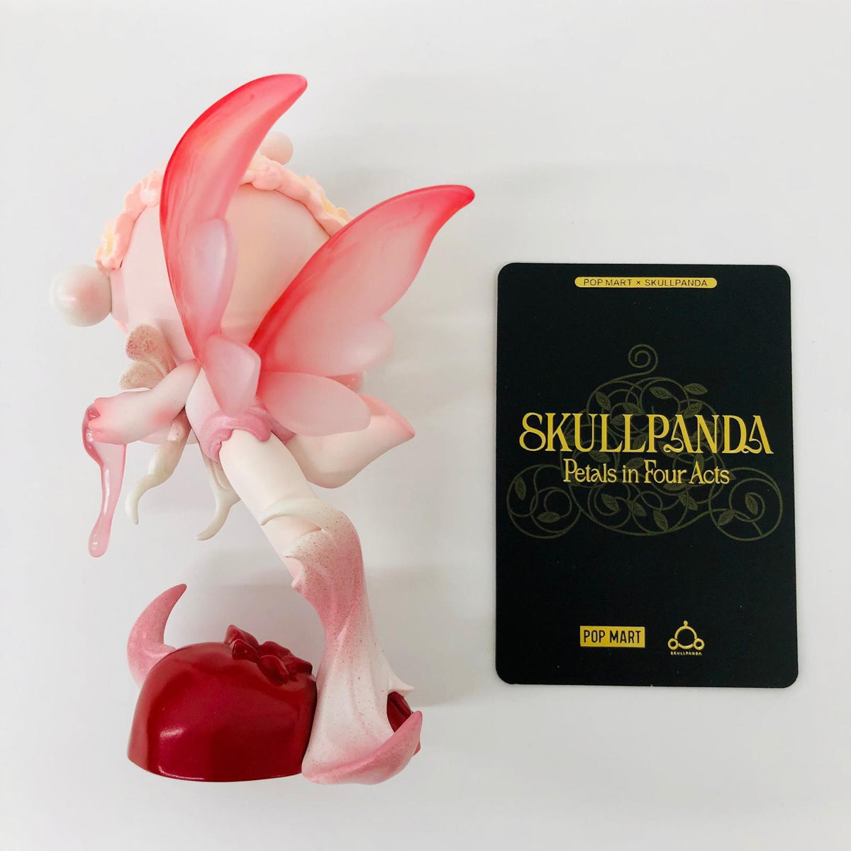 フィギュア The Fairy’s Trick 「POPMART SKULLPANDA Petals in Four Acts シリーズ」 The Fairy’s Trick SKULLPANDA Petals in Four Acts シリーズ【フィギュア】【加古川物流】