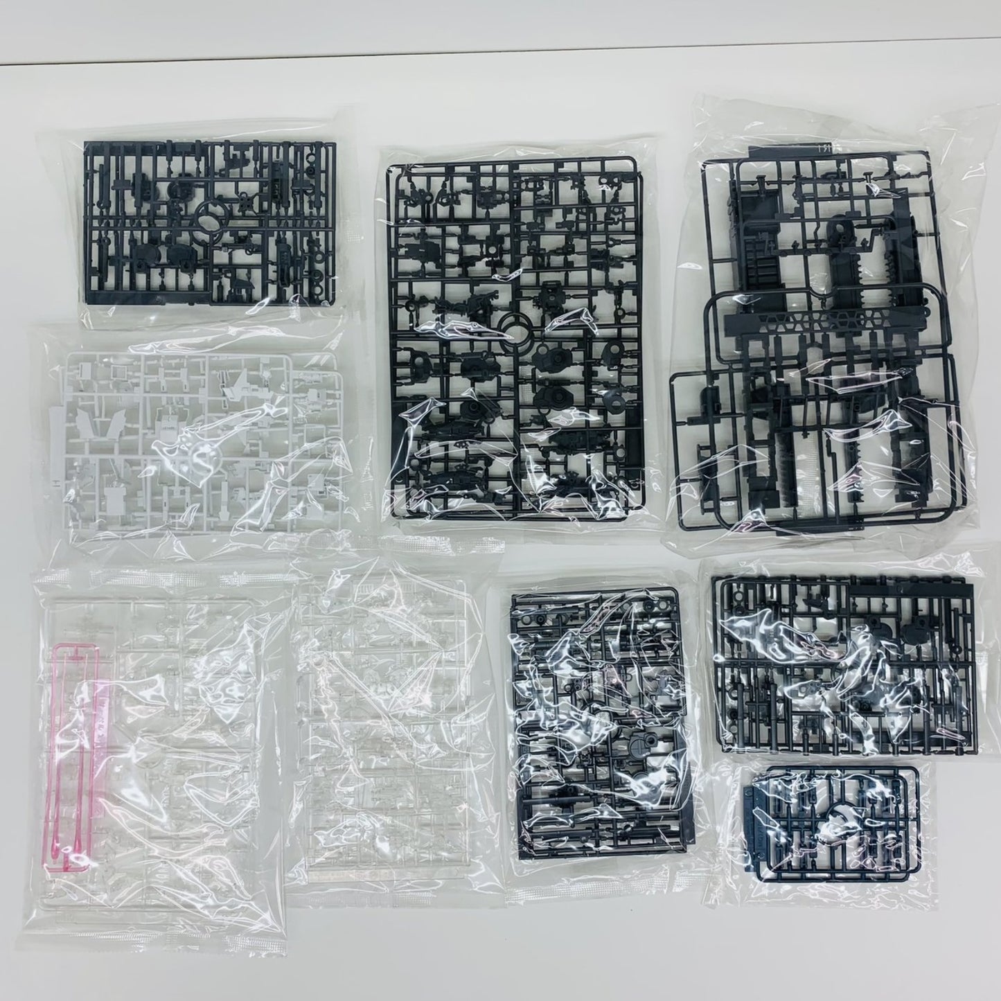 プラモデル 1/100MGEXRX-0ユニコーンガンダムVer.Ka「機動戦士ガンダムUC」[5060277] EXRX-0 ユニコーンガンダム Ver.Ka MG 5060277【加古川物流】
