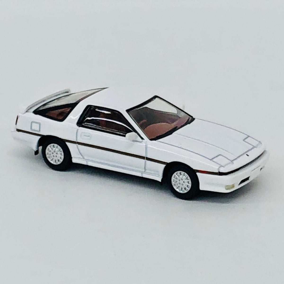 おもちゃ・玩具 1/64 LV-N106e トヨタ スープラ 3.0 GTターボ 86年式(ホワイト) 「トミカリミテッドヴィンテージNEO」 [329329] トヨタ スープラ 3.0 GTターボ 86年式(ホワイト) リミテッドヴィンテージNEO ''1/64 329329【加古川物流】