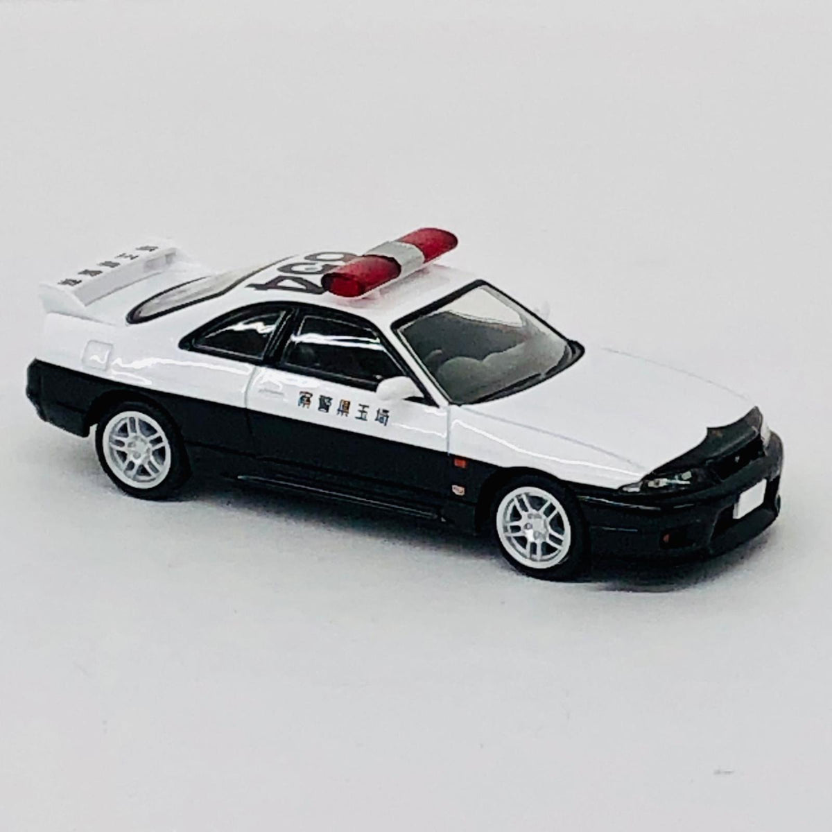 おもちゃ・玩具 1/64 LV-N322a 日産 スカイライン GT-R パトロールカー (埼玉県警) 「トミカリミテッドヴィンテージNEO」 [331087] 日産 スカイライン GT-R パトロールカー (埼玉県警) リミテッドヴィンテージNEO ''1/64 331087【加古川物流】