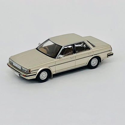 おもちゃ・玩具 1/64 LV-N137c トヨタ クレスタ スーパールーセント ツインカム24 86年式(ベージュ) 「トミカリミテッドヴィンテージ」 [329688] トヨタ クレスタ スーパールーセント ツインカム24 86年式(ベージュ) リミテッドヴィンテージNEO ''1/64 329688【加古川物流】