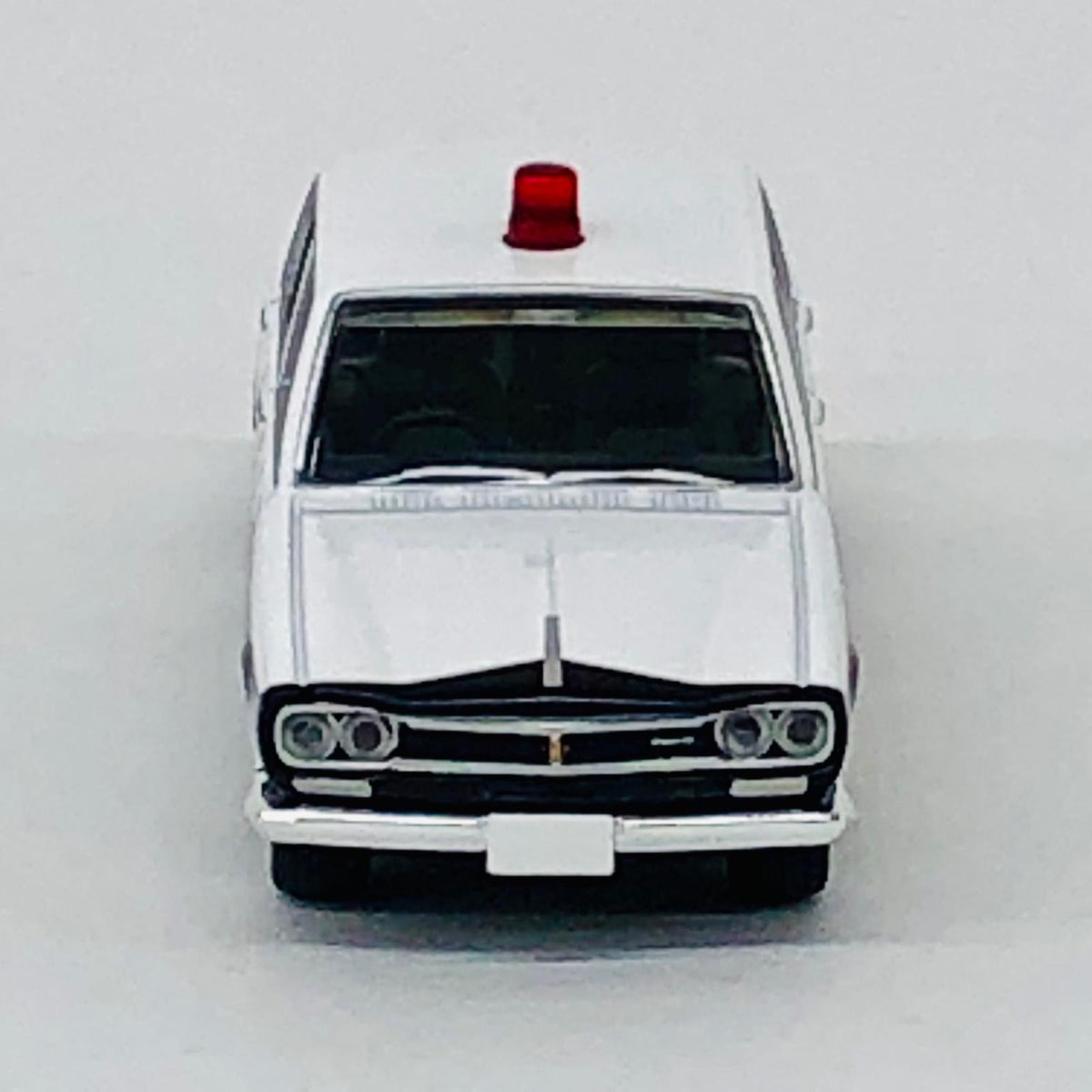 おもちゃ・玩具 1/64 LV-214a 日産 スカイライン 2000GT パトロールカー (山形県警察) 71年式 「トミカリミテッドヴィンテージ」 [332886] 日産 スカイライン 2000GT パトロールカー (山形県警察) 71年式 リミテッドヴィンテージNEO ''1/64 332886【加古川物流】