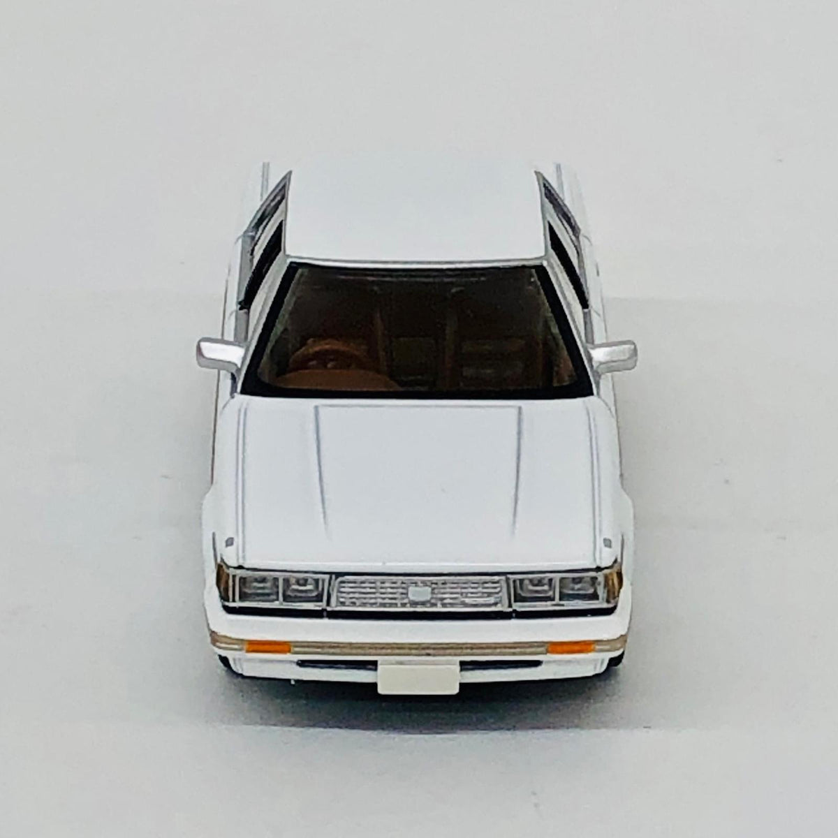 おもちゃ・玩具 1/64 LV-N156c トヨタ クレスタ エクシード 85年式(ホワイト) 「トミカリミテッドヴィンテージNEO」 [329381] トヨタ クレスタ エクシード 85年式(ホワイト) リミテッドヴィンテージNEO ''1/64 329381【加古川物流】