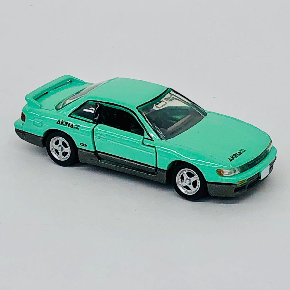 おもちゃ・玩具 頭文字D日産シルビアS13(池谷浩一郎)「トミカプレミアムunlimited」 日産シルビアS13【加古川物流】