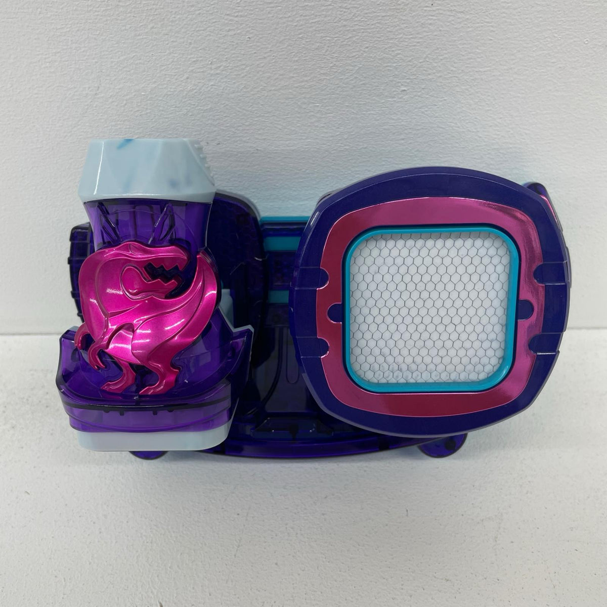 おもちゃ・玩具 変身ベルトDXリバイスドライバー「仮面ライダーリバイス」 変身ベルトDXリバイスドライバー 変身ベルト【加古川物流】