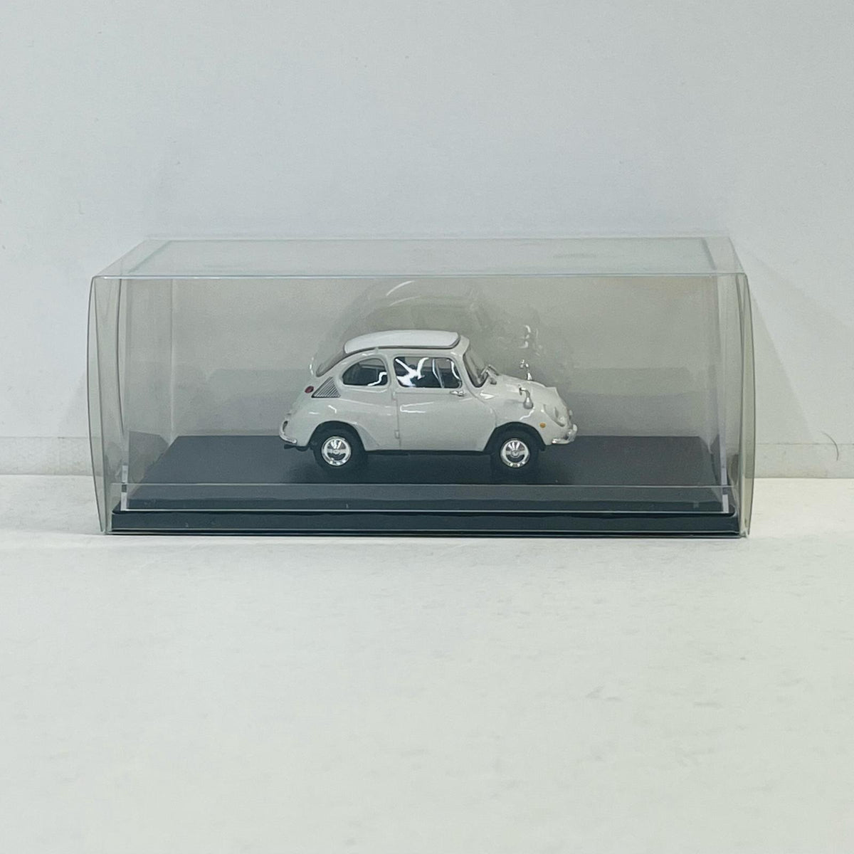 おもちゃ・玩具 [単品] 1/43 Subaru 360 1967(ホワイト) 「隔週刊国産名車コレクション全国版 創刊号Vol.1」 付録 Subaru 360 1967(ホワイト) 1/43スケール【加古川物流】