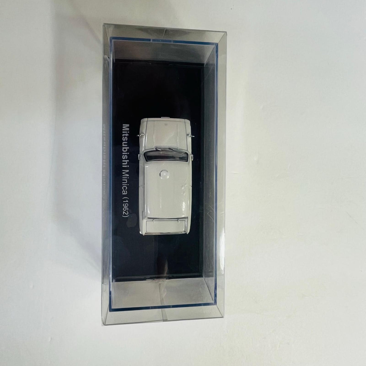 おもちゃ・玩具 1/43 Mitsubishi Minica 1962 (ホワイト) 「国産名車コレクション」 第19号付録 Mitsubishi Minica 1962 1/43スケール【加古川物流】