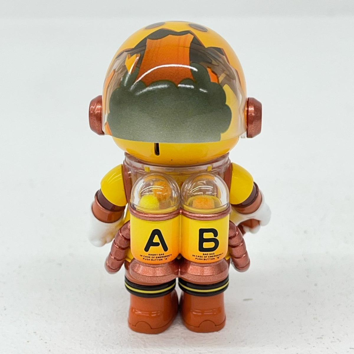 フィギュア 【シークレット1】OPEN MINDED 「POPMART MEGA SPACE MOLLY 100%×emoji シリーズ」 【シークレット1】OPEN MINDED MEGA SPACE MOLLY 100%×emoji シリーズ【フィギュア】【加古川物流】
