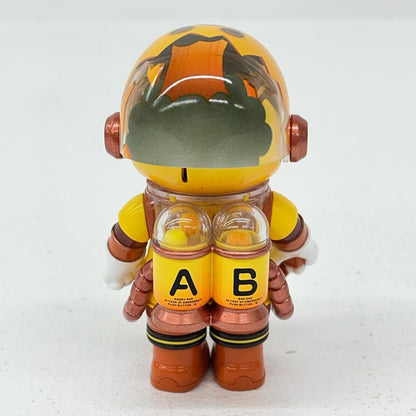 フィギュア 【シークレット1】OPEN MINDED 「POPMART MEGA SPACE MOLLY 100%×emoji シリーズ」 【シークレット1】OPEN MINDED MEGA SPACE MOLLY 100%×emoji シリーズ【フィギュア】【加古川物流】