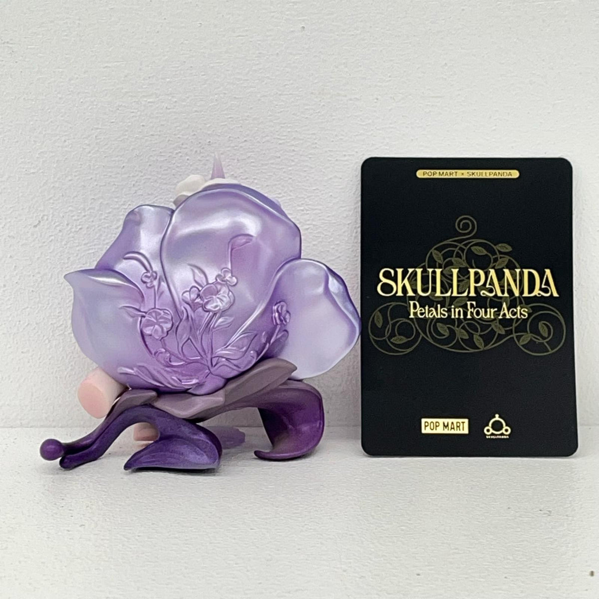 フィギュア The Budding Fable 「POPMART SKULLPANDA Petals in Four Acts シリーズ」 The Budding Fable SKULLPANDA Petals in Four Acts シリーズ【フィギュア】【加古川物流】