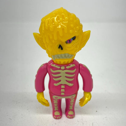 フィギュア Slime Kun イエロー/ピンク「HEAD LOCK STUDIO MONSTER WORLD 3」 Slime Kun イエロー/ピンク HEAD LOCK STUDIO MONSTER WORLD 3【フィギュア】【加古川物流】