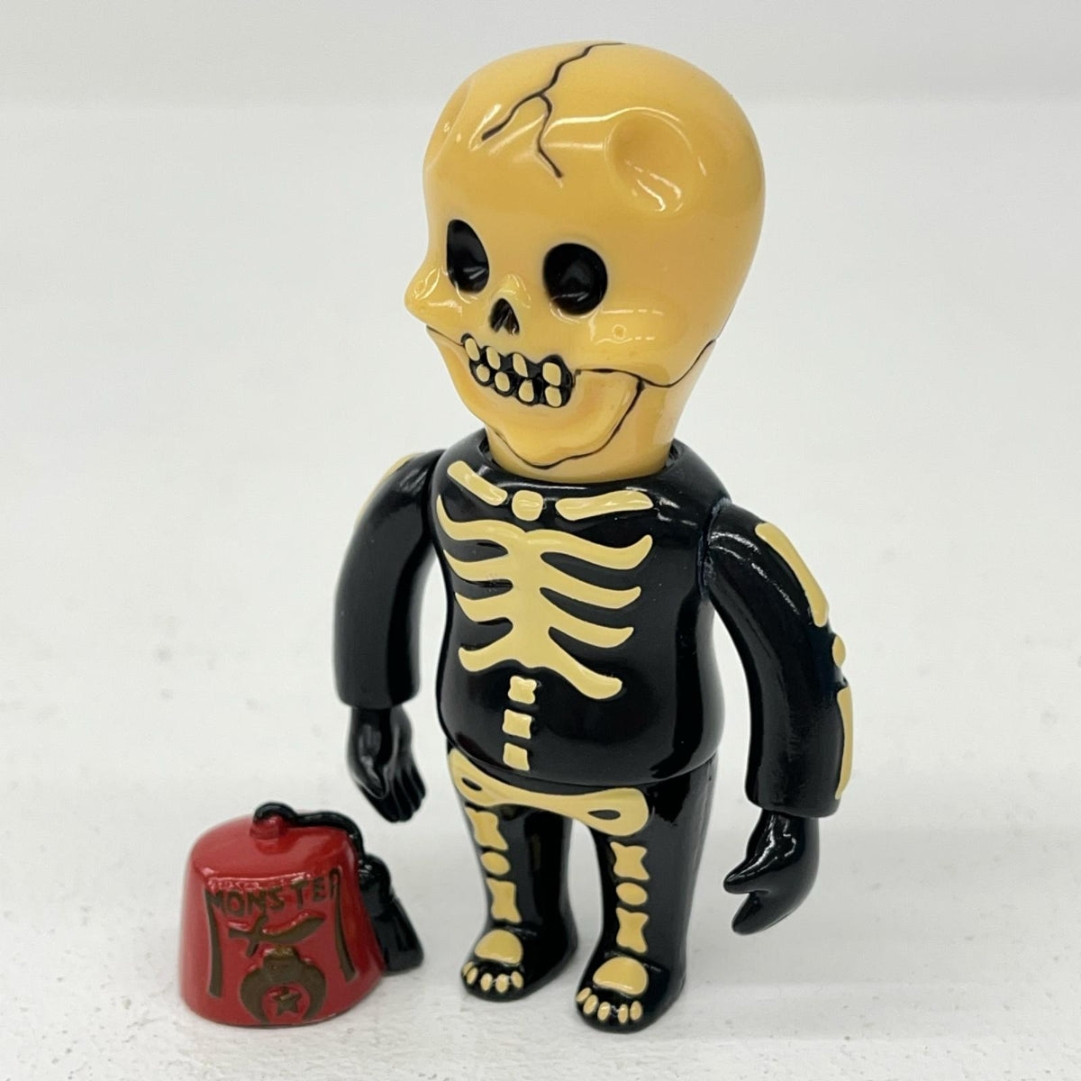 フィギュア BONE HEAD 黒「HEAD LOCK STUDIO MONSTER WORLD 3」 BONE HEAD 黒 HEAD LOCK STUDIO MONSTER WORLD 3【フィギュア】【加古川物流】