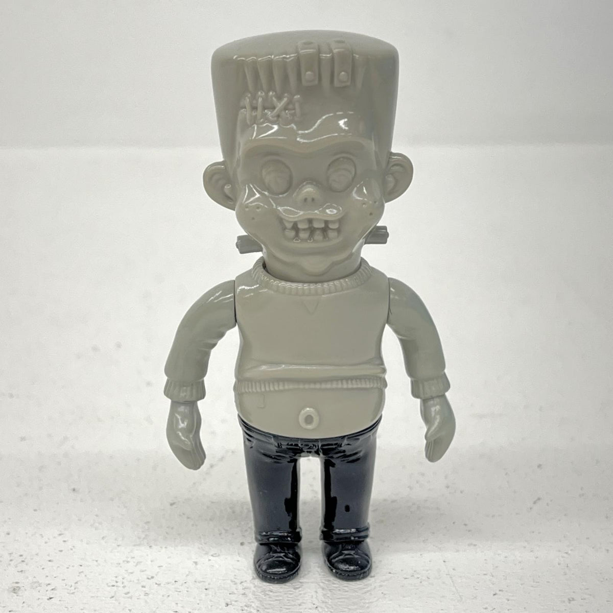 フィギュア Lil Franky グレー/ブラック「HEAD LOCK STUDIO MONSTER WORLD」 Lil Franky グレー/ブラック HEAD LOCK STUDIO MONSTER WORLD【フィギュア】【加古川物流】