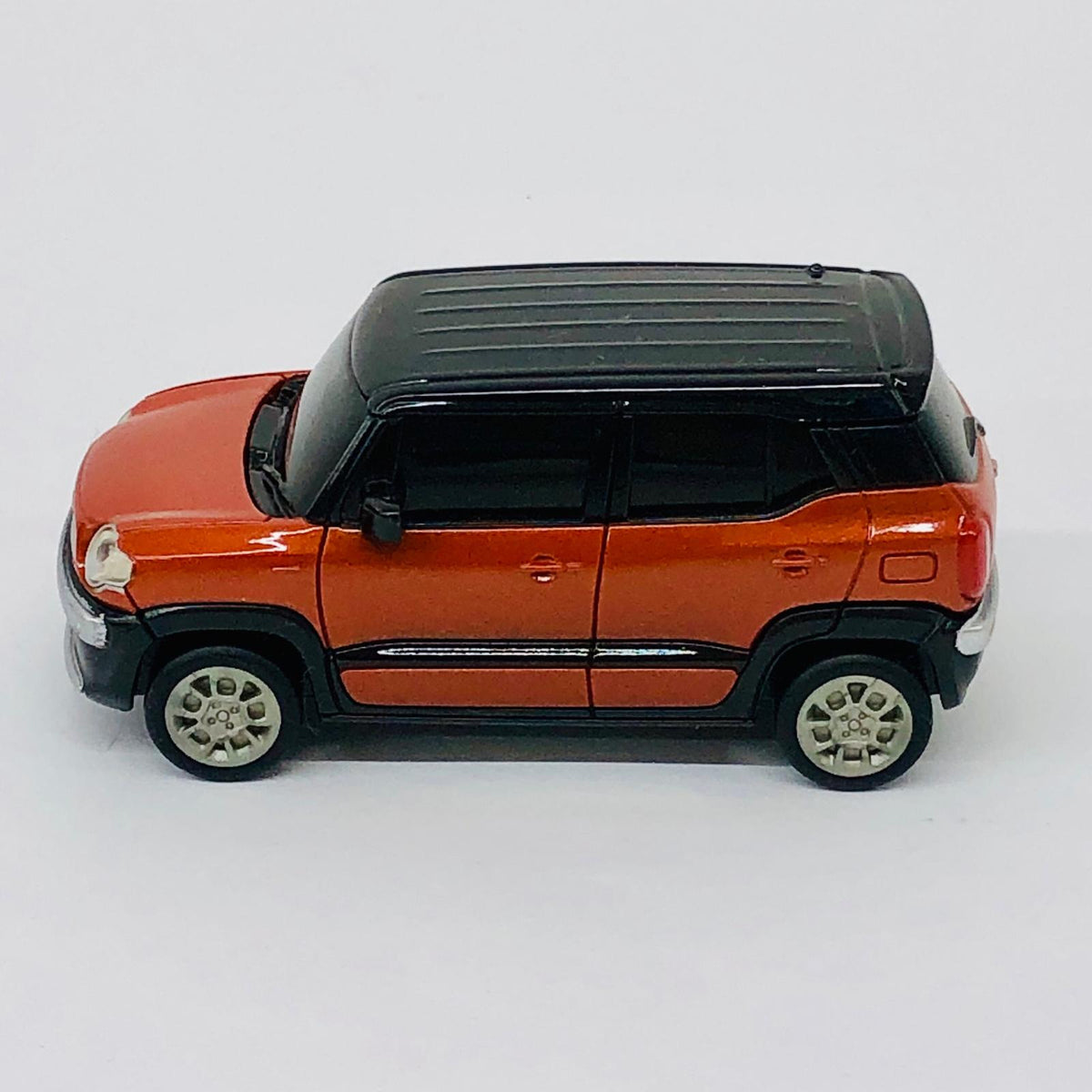 おもちゃ・玩具 SUZUKI XBEE(オレンジ×ブラック)プルバックカー 非売品 SUZUKI XBEE【加古川物流】