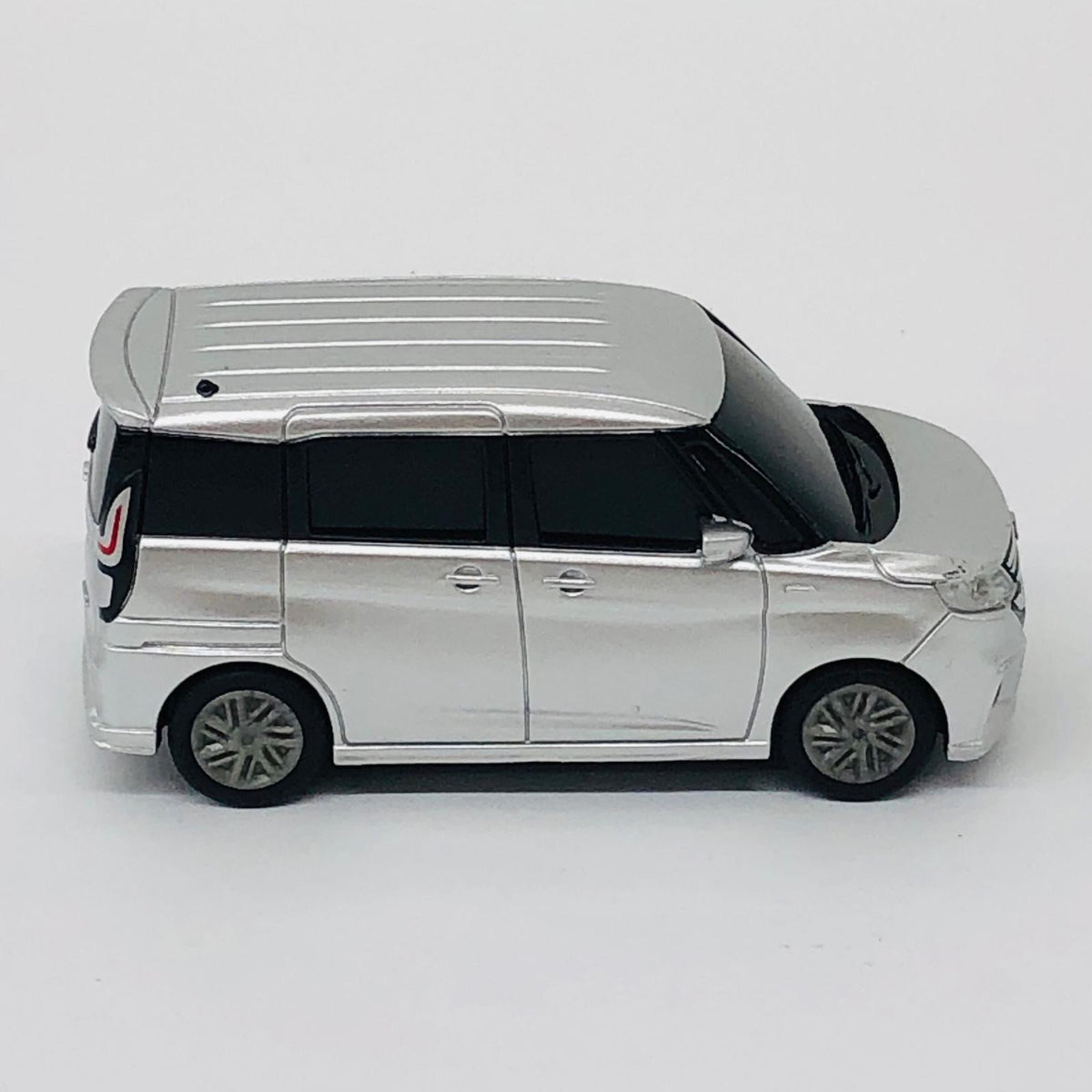 おもちゃ・玩具 スズキ ソリオ(シルバー) プルバックカー 非売品 スズキ ソリオ【加古川物流】