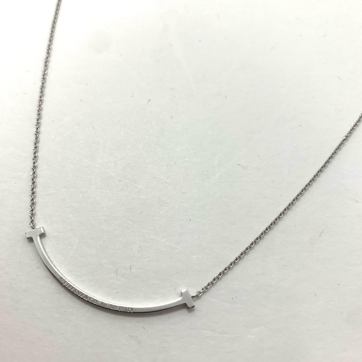 Tiffany&co | ティファニー ティファニーT スマイルペンダント スモール メレダイヤ　K18WG ネックレス シルバー【瀬戸大橋店】