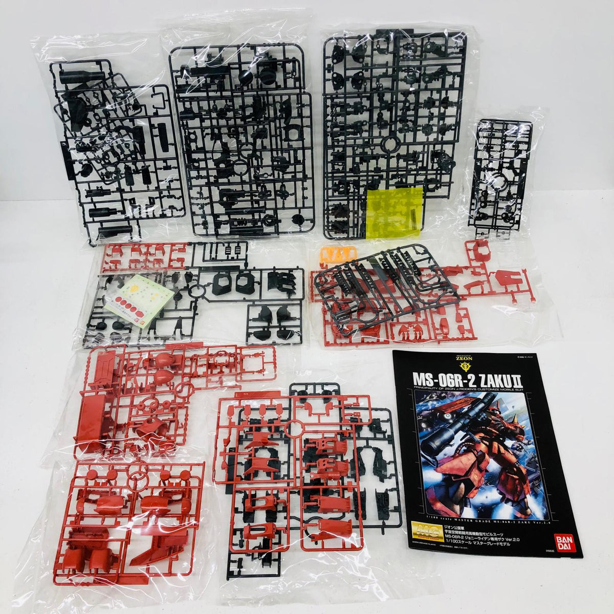 プラモデル 1/100MGMS-06R-2高機動型ザクIIジョニー・ライデン専用機Ver.2.0「機動戦士ガンダム」[0156535] MS-06R-2高機動型ザクIIジョニー・ライデン MG 156535【加古川物流】