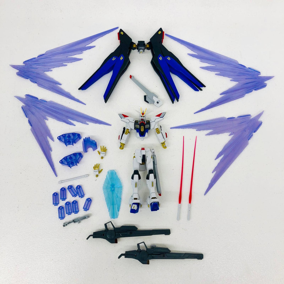プラモデル 1/144HGストライクフリーダムガンダム弐式＆光の翼エフェクトセット「機動戦士ガンダムSEEDFREEDOM」プレミアムバンダイ限定 光の翼エフェクトセット HG プレミアムバンダイ限定【加古川物流】