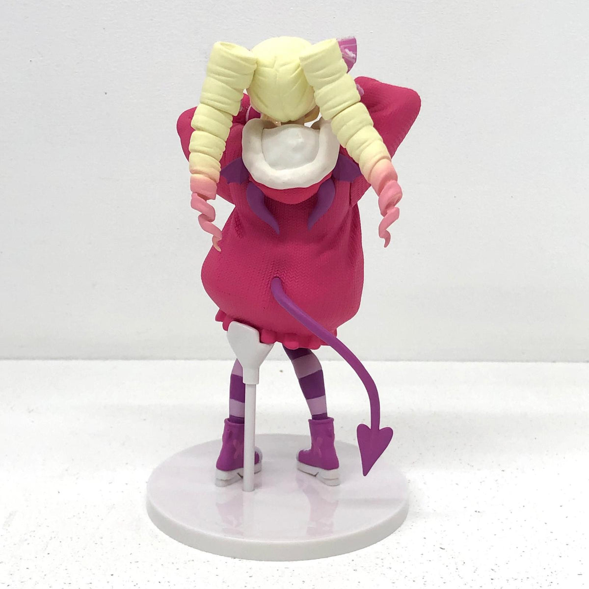 フィギュア C賞ベアトリス-だぼパーカーフィギュア「冬に舞い降りた少女たち/一番くじRe：ゼロから始める異世界生活」 ベアトリス 一番くじRe：ゼロから始める異世界生活 冬に舞い降りた少女たち C賞 900【フィギュア】【加古川物流】