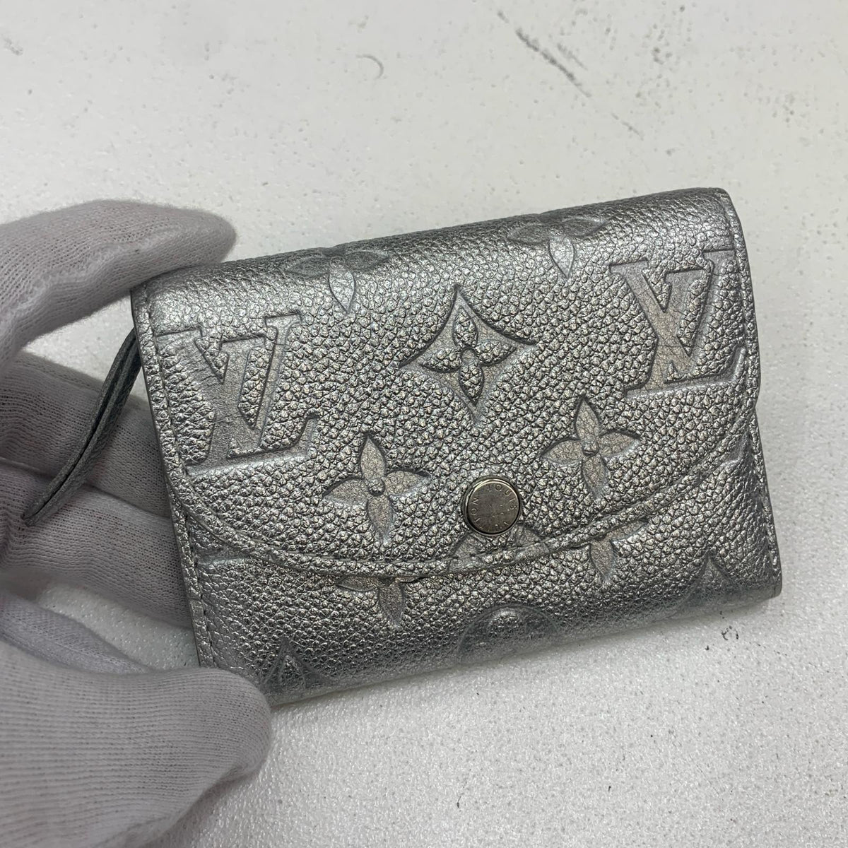 LOUIS VUITTON | ルイ・ヴィトン ポルトモネ・ロザリ 二つ折り財布 M26512 グレー【加古川物流】