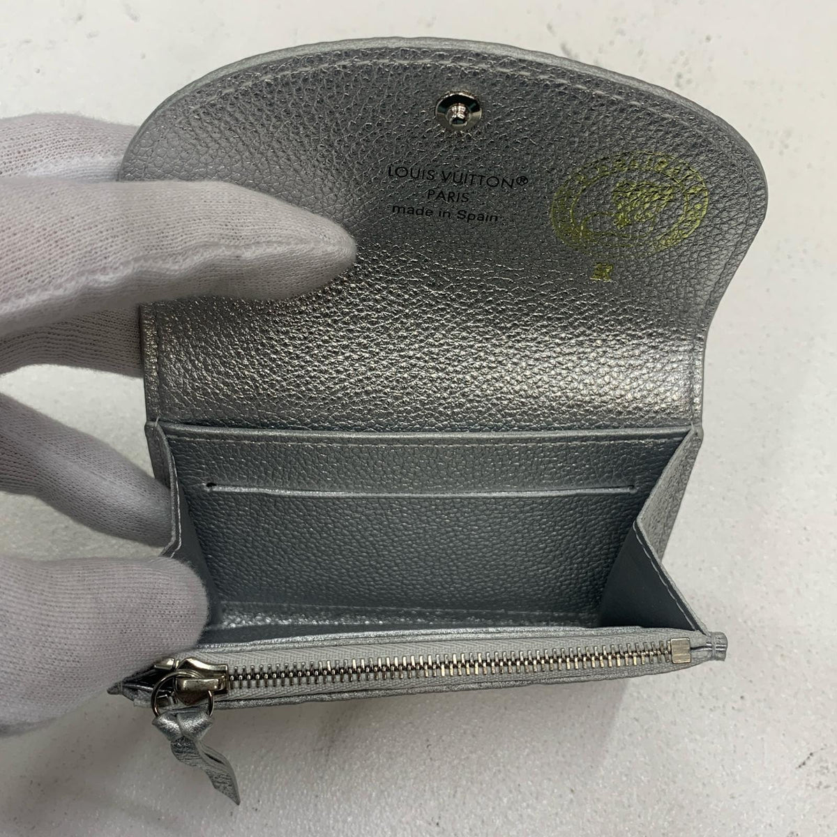 LOUIS VUITTON | ルイ・ヴィトン ポルトモネ・ロザリ 二つ折り財布 M26512 グレー【加古川物流】
