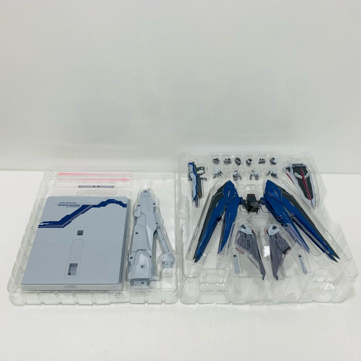 フィギュア METALBUILDフリーダムガンダムCONCEPT2「機動戦士ガンダムSEED」 フリーダムガンダムCONCEPT2 METAL BUILD【フィギュア】【加古川物流】